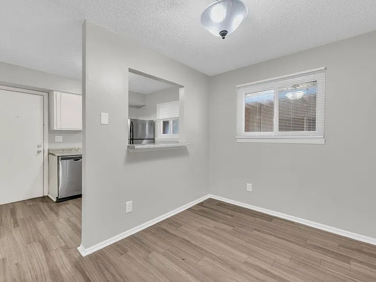 3700-3710 Warwick Blvd — Photo 41