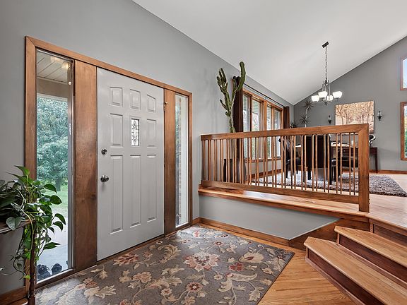 5th image of 120 Crestridge Dr