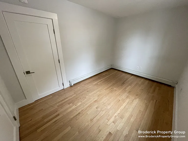 35 South St #B4 — Photo 8