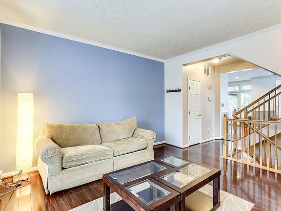 2nd image of 222 Eisenhower Ct