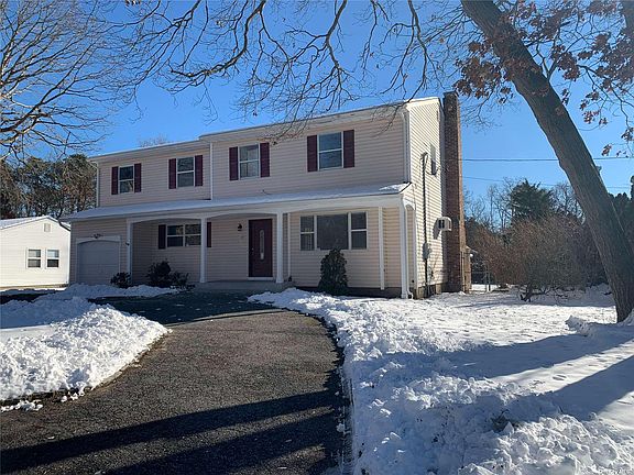 2nd image of 45 Parkridge Cir