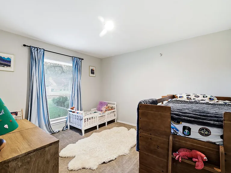 14002 Fairoak Xing — Photo 23