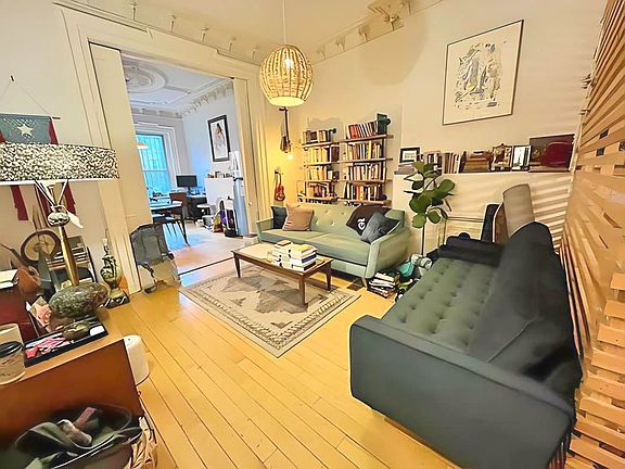 2nd image of 231 Ashland Pl APT 1