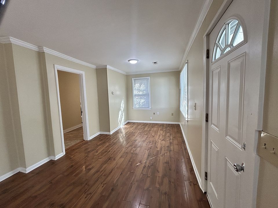 1st image of 5425 Marion Ave #1
