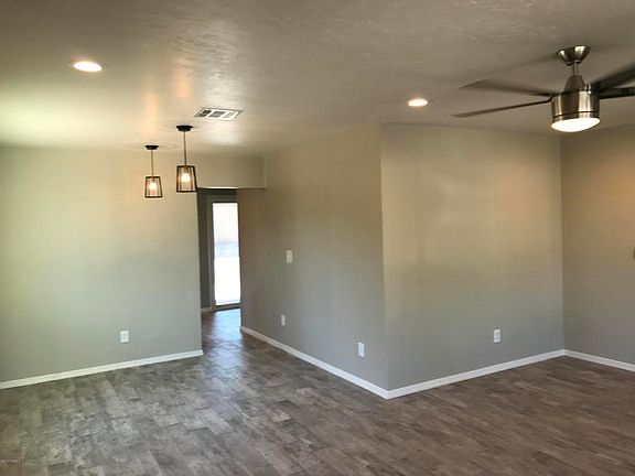 3rd image of 7560 S Avenida Fresca