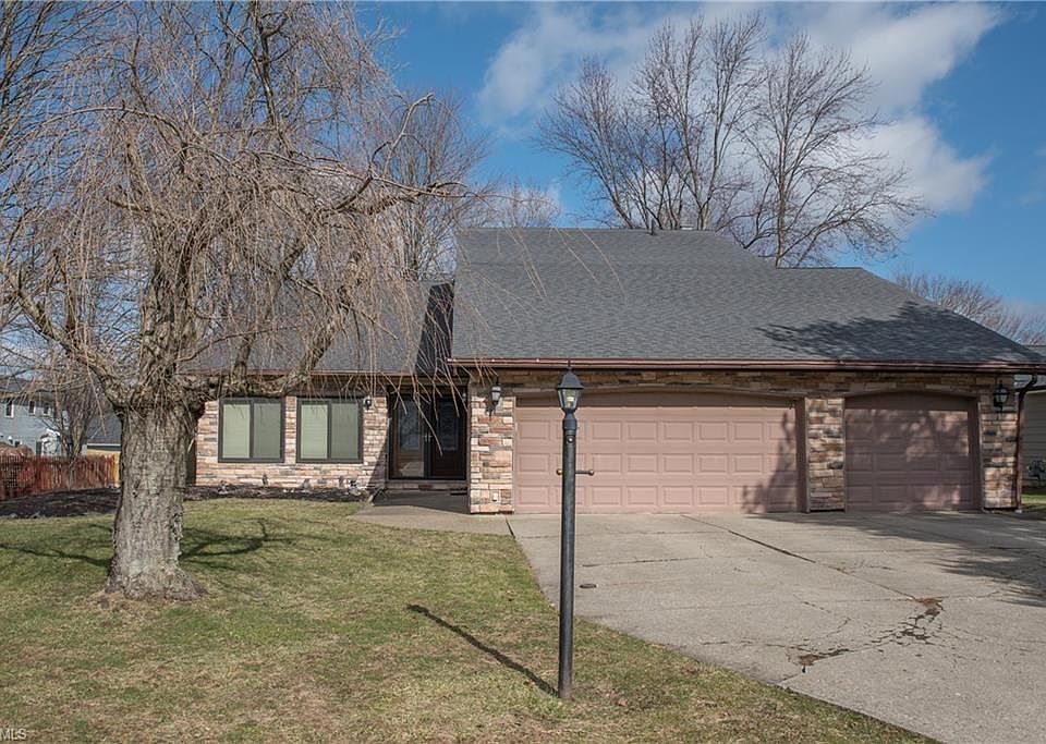 1st image of 16552 S Red Rock Dr