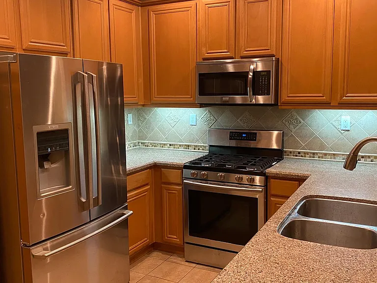 35992 Lindstrand Ave #14 — Photo 4