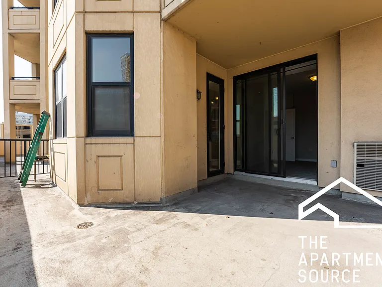 1464 S Michigan Ave #303 — Photo 15