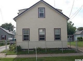 1st image of 1536 E 45th St