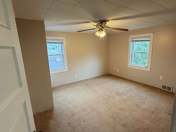 5th image of 20 Pine St