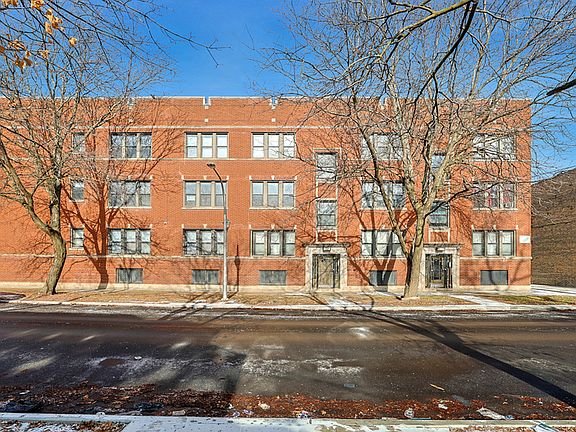 2nd image of 7255 S Calumet Ave E #73-356-2