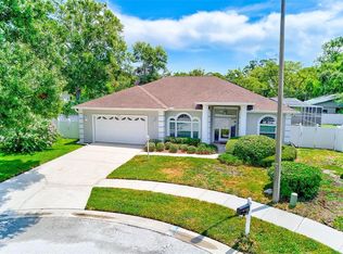 13510 Oak Run Ct, Seminole, FL 33776