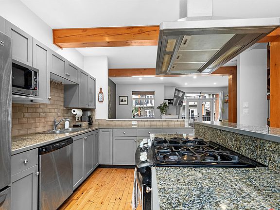 5th image of 39758 Government Rd #19