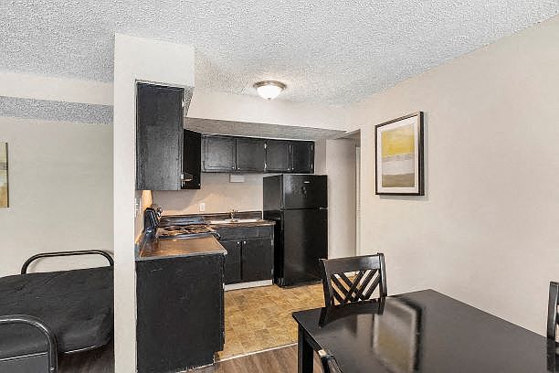 1st image of 4737 E 19th St #1917