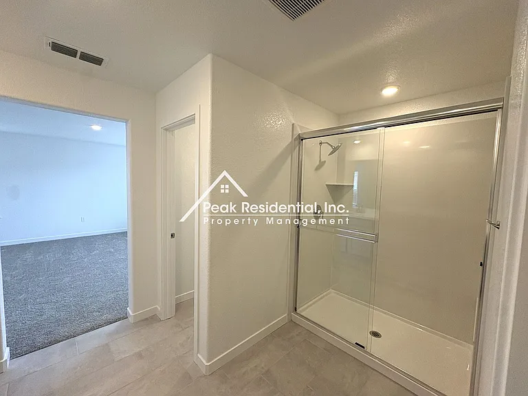 12640 Hereford Ave — Photo 27