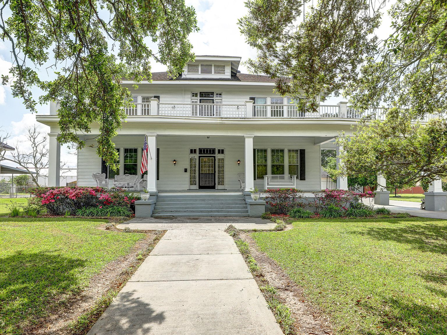 609 Main St, Jeanerette, LA 70544 Zillow