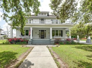 609 Main St, Jeanerette, LA 70544