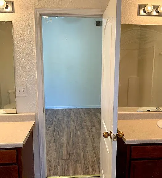 5082 Windsor Forrest Ln — Photo 20