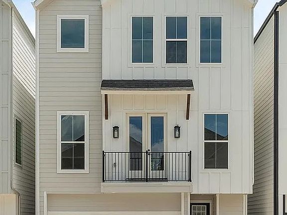 3rd image of 5824 Highland St