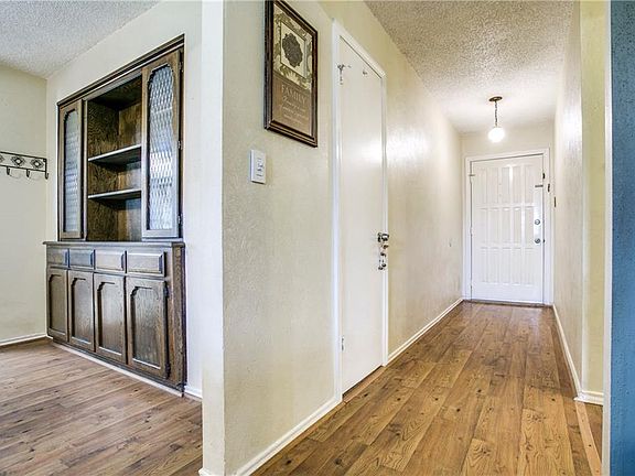 4th image of 6305 Sudbury Way