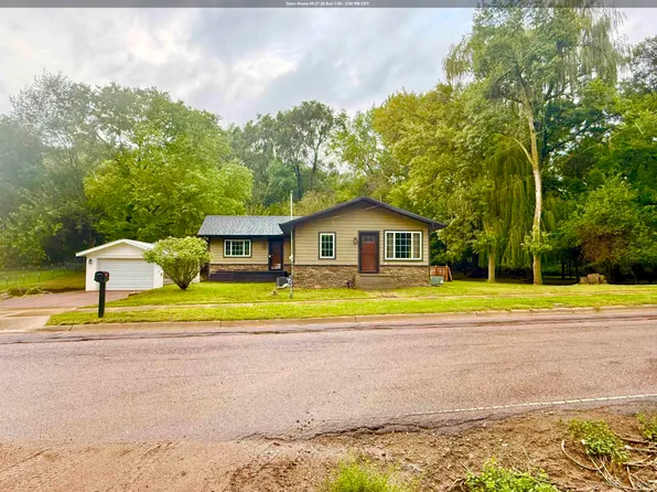 1445 Burton St, Sioux City, IA 51103