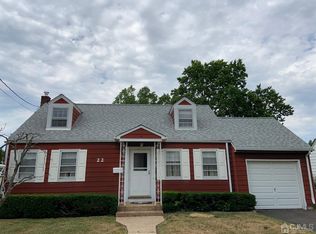 22 Shadowlawn Dr, Colonia, NJ