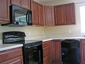 3rd image of 2127 Waseca Ln