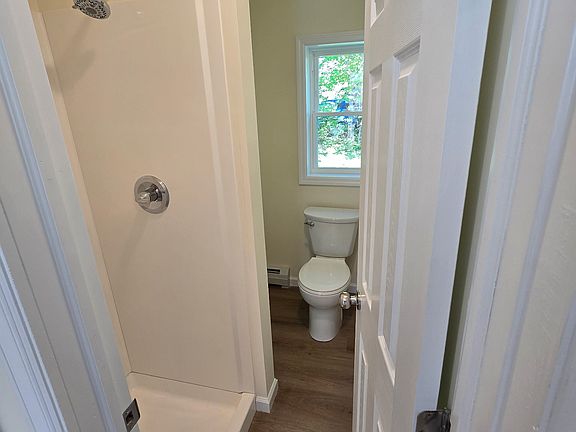 5th image of 14 Felter St #A