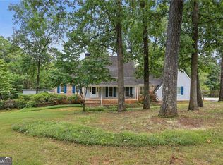 5622 Williamsburg Dr, Norcross, GA 30093