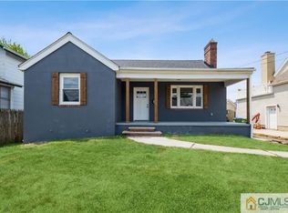26 Russell Ave, Edison, NJ 08817