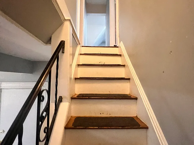 68 Beach St #4 — Photo 6