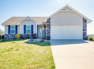 50794 Hunters Edge Dr, Elkhart, IN 46514