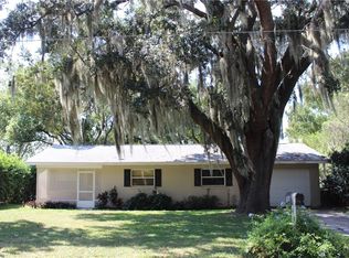 104 Magnolia Ln, Eustis, FL 32726