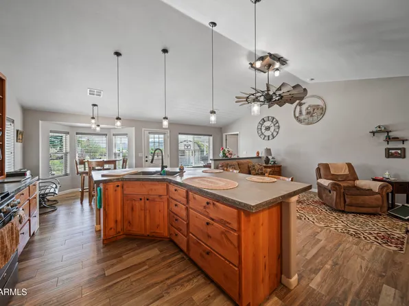 17696 W FOOTHILL Road, Yarnell, AZ 85362