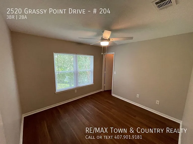 2520 Grassy Point Dr #204 — Photo 27