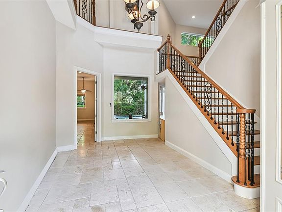 3rd image of 755 Cranes Ct