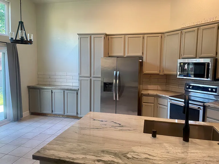 360 Hansen Cir — Photo 7