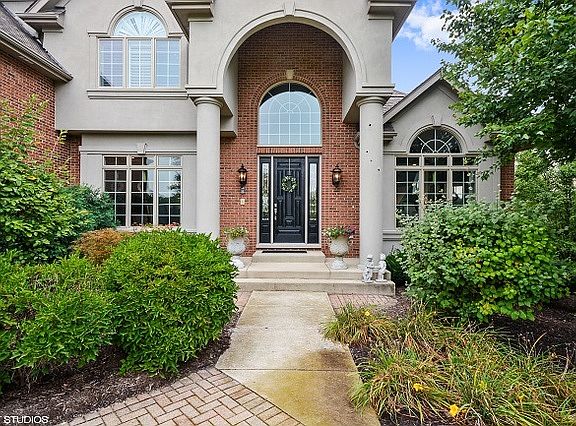 2nd image of 2263 Hill Ln