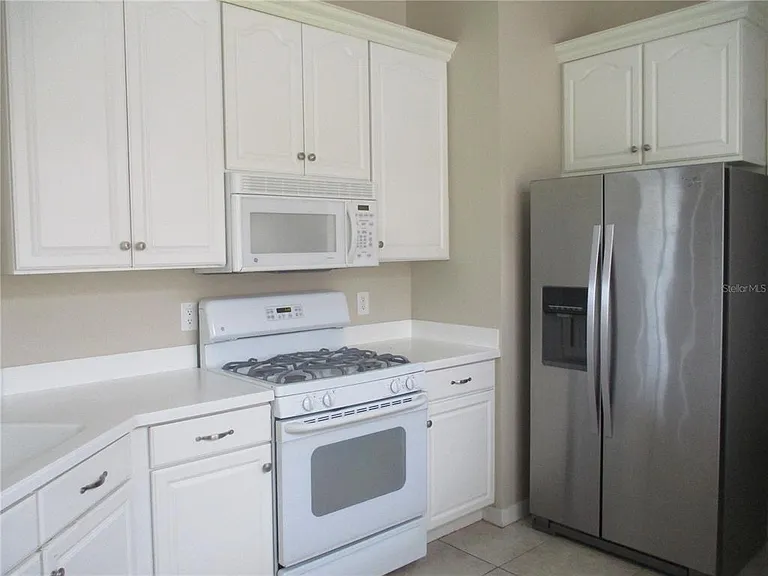 840 King Leon Way — Photo 8