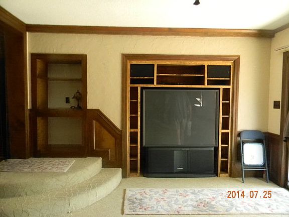 2nd image of 105 Westover Dr