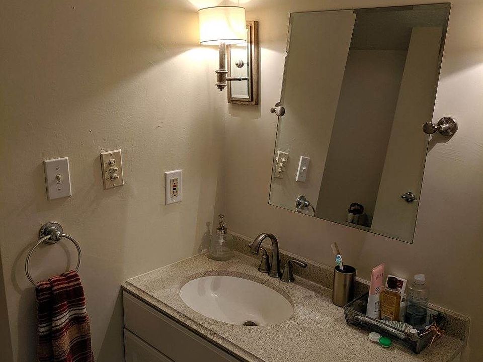 1st image of 232 Castle Shannon Blvd