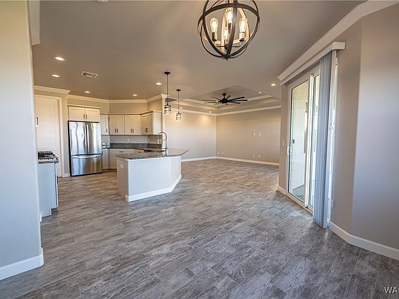 5th image of 3687 Richie Drive