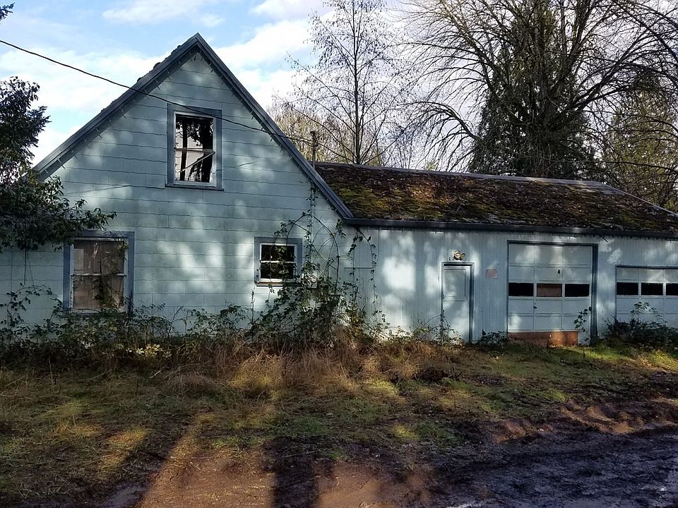 2nd image of 1200 201st Ave
