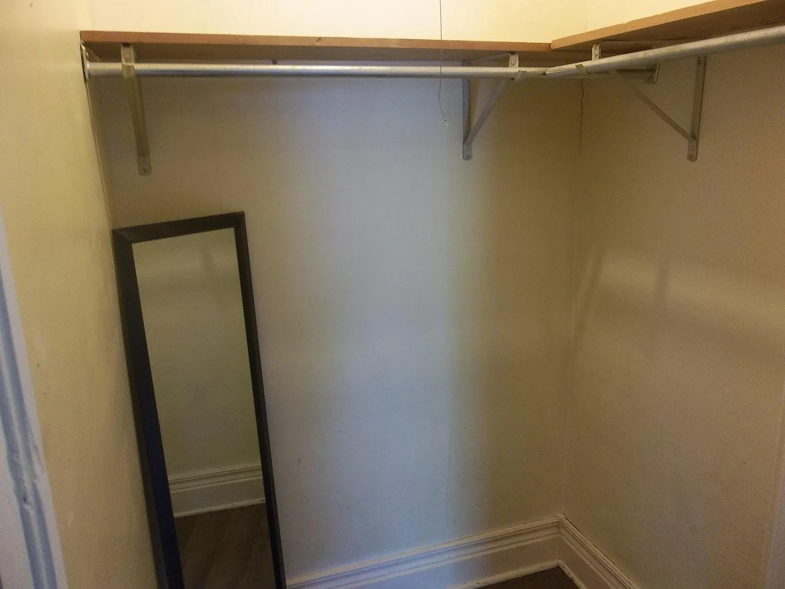 1 bed, 700 sqft, $775 — Photo 4