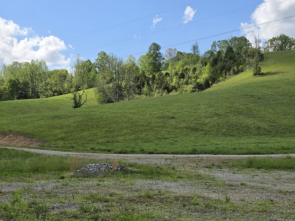 1st image of 833 Duck Creek Rd
