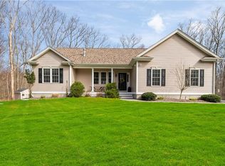 347 Hope Furnace Rd, Scituate, RI 02831