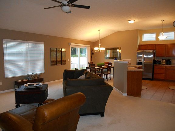5th image of 1370 Phoenix Pl