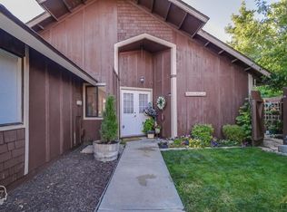 38 Village Ln, Tehachapi, CA 93561