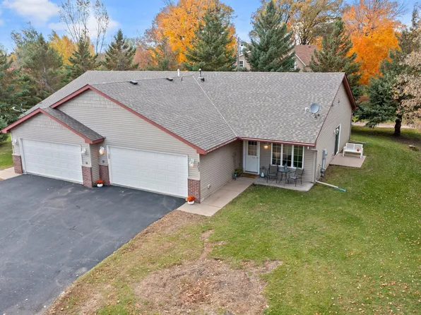 809 Shady Ridge Ln, Braham, MN 55006