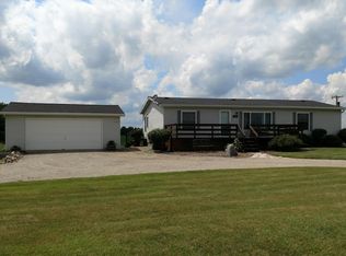 688 S Canfield Rd, Eaton Rapids, MI 48827